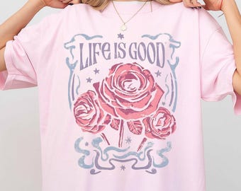 「人生は良い」Tシャツ、ワイルドフラワーTシャツ（レディース）、サマーTシャツ、インスピレーションTシャツ、フラワーTシャツ、ポジティブバイブスTシャツ、モチベーションTシャツ
