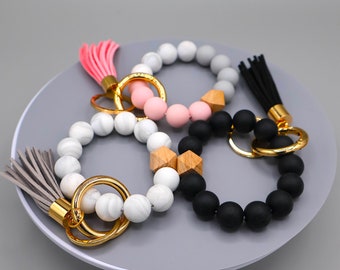 Boho Silicone Bead Wristlet Keychain: Budgeting Accessory