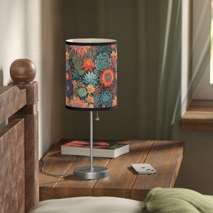 Succulent patterned side lamp, botanical decor for plant lovers, cozy retro inspired reading lamp, rustic succulent table lamp, shabby chic