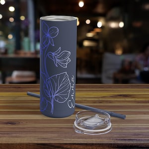 Personalized blue gradient birth flower tumbler, 20oz, custom name tumbler, personalized flower coffee mug, gift for tea/coffee drinkers