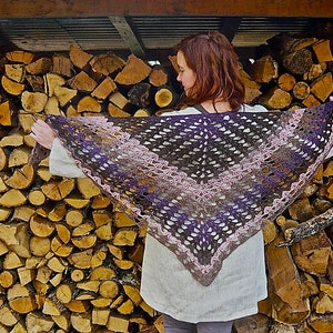 wingfeathers shawl PDF crochet pattern image 2