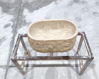 Lavandino in travertino a parete: arredo bagno in pietra naturale (19,6x12x8")