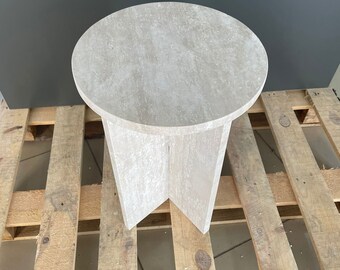 天然トラバーチンサイドテーブル：丸型大理石台座、ホーム
