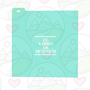 Puede incluir: Un cuadrado azul turquesa con un contorno blanco, que presenta una ilustración estilizada de montañas y un sol. El texto "EL LIBRO DE MORMON" está escrito en letras negras.