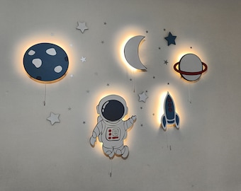 宇宙をテーマにした保育園用ナイトライト、木製保育園用ウォールアート、ウォールライト5個セット、宇宙アート、宇宙飛行士ウォールライト、宇宙船