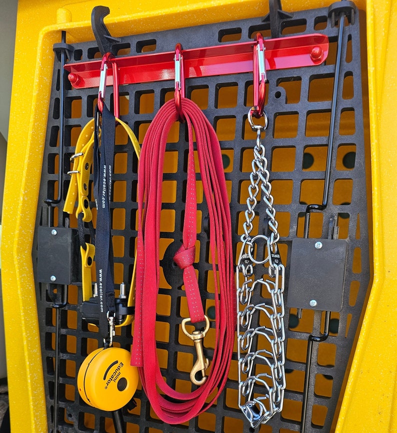 Mod Dog Running Rack Metal Crate Hanger Rack for Ruffland Kennels, Dog Gear Storage ...