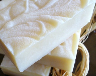 Bamboo sugar cane goat milk soap, gift for her, gift under 10, air bnb, wedding favor, wedding shower, thank you gift, shampoo bar, Florida