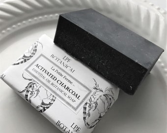 Activated Charcoal soap, tea tree soap, soap for teenager, soap for her, soap for him, body soap, vegan soap, self-care, gift under 10