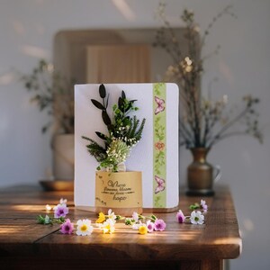 Carte « Là où les fleurs fleurissent, l'espoir aussi » avec des fleurs vertes séchées et préservées Cadeau personnalisé Cadeau souvenir