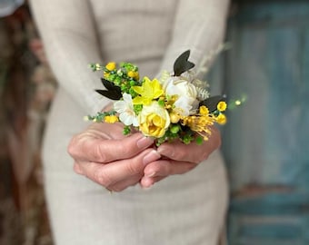 Summer floral Hair Comb Yellow Roses comb Real Flowers Preserved Greenery Romantic Weddings Bridal Hair Clip Dried flower hair Bride piece