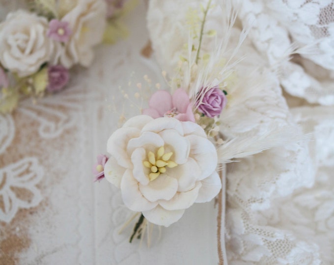 Flower vine, bridal vine, romantic floral decoration, bridal flowers, wedding accessories, wedding, bridal bouquet, garden wedding, boutonniere
