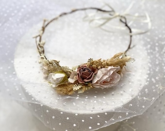 Flower wreath for romantic bride, bridal wreath in beige, floral decoration, hair wreath, bridal flowers, wedding accessories, wedding flowers, headband