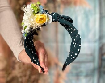 Frida Kahlo Inspired Pin-Up Headband Gerbera Roses Flowers Original gift for her Bow headband Summer fashion accessory Meadow flowers wreath