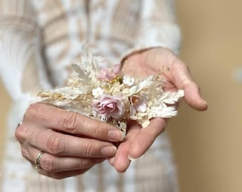 Wedding Hair Comb with Flower Bridal Clip for Ceremony Hair Piece Boho Style Garden Present for Bridesmaid Special Gift Elegant Floral Hair