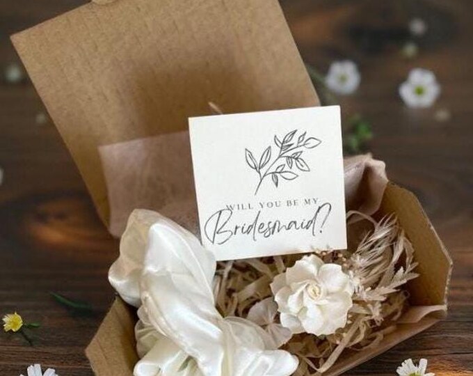 White bridesmaid proposal box with dried flowers and satin scrunchie gift Will you be my bridesmaid box Mini bridesmaid proposal