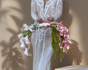 Modern U-Shaped Wedding Bouquet with Textile Callas, Orchids & Preserved Blooms in light pink, Pink, Green Unique flower arrangement