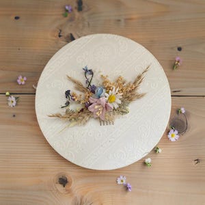Meadow hair combs with Wildflowers Countryside Style Floral Hair Comb Romantic Personalized Bridal Gift dried flower rustic hair bridal comb