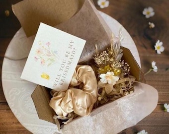 Elegant bridesmaid proposal box with dried flowers and satin scrunchie gift Will you be my bridesmaid box Mini bridesmaid proposal