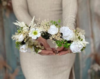 Elegant White and Greenery Bridal Hair Wreath Romantic greenery hair wreath Greenery wedding flower hair crown Rustic wedding Accessories