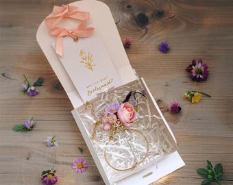 Will You Be My Bridesmaid? set with an invitation card, knot bracelet, and customizable hairpin for your bridal party,Bridesmaid Bracelet,