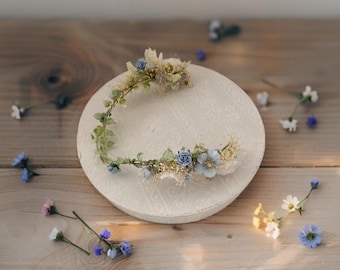 Elven Pastel Flower Crown Floral Fairy Tiara for Brides First Communion Wreath Halocrown Bridal Blue Roses Gift Wedding Accessories