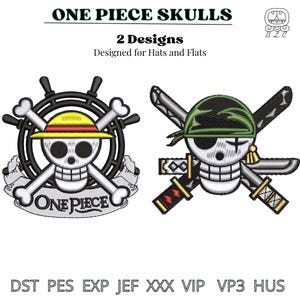Puede incluir: Dos diseños de calaveras bordadas de One Piece. Uno presenta una calavera con sombrero amarillo y timón, el otro una calavera con pañuelo verde y espadas cruzadas. El texto dice "ONE PIECE SKULLS" y "2 Designs".