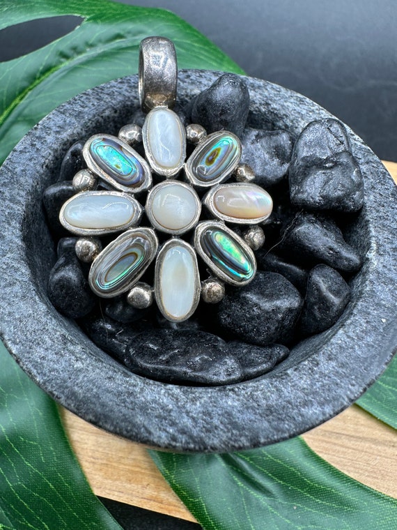 Vintage Mother of pearl flower  pendant .925 silve