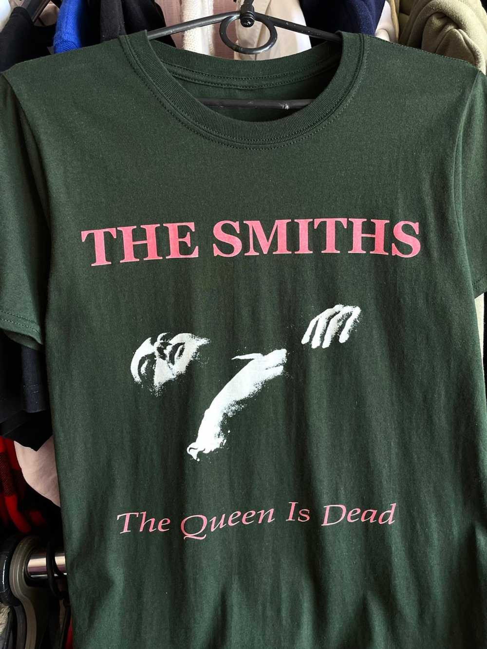 Discover Vintage The Smiths The Queen is Dead Shirt