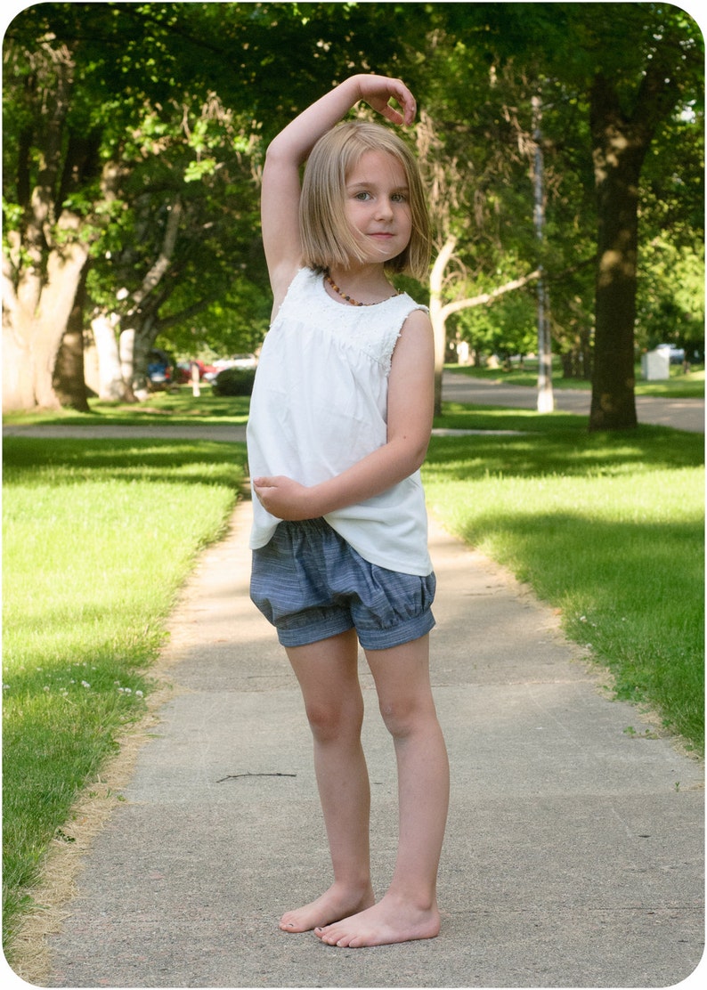 Bubbla Shorts PDF Sewing Pattern, NB-12Y, girl shorts pattern, child shorts pattern, bubble shorts, girl pdf, sewing patterns, sewing image 4