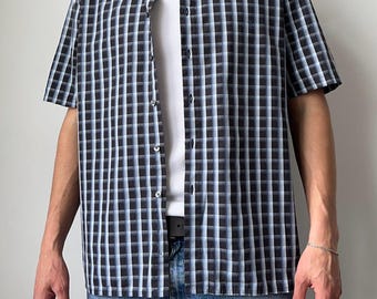 vintage Yves Saint Laurent YSL Logo Check Chemise d'été décontractée boutonnée à manches courtes pour hommes Taille XXL Designer Archive Y2K Old Money Luxury