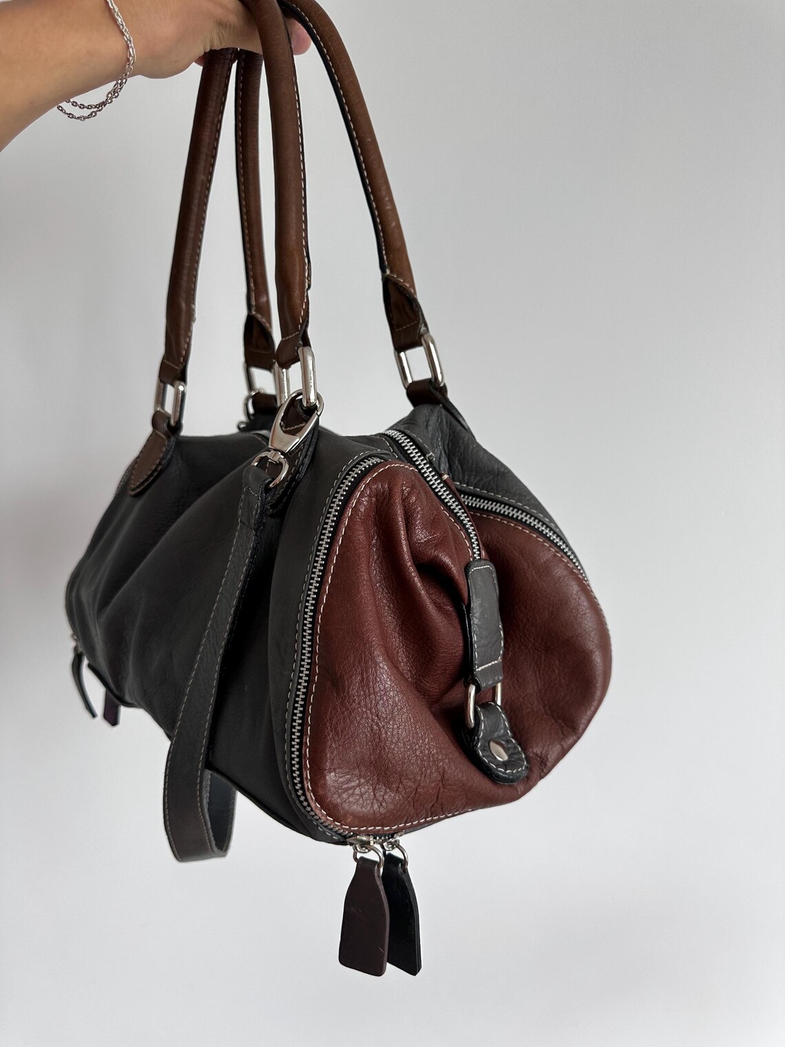 Vintage Luxury Designer Genuine Leather Bag Men’s Casual Formal Old Money Made In Italy Archive 90s Retro Fashion Y2K, foto 2 di 5