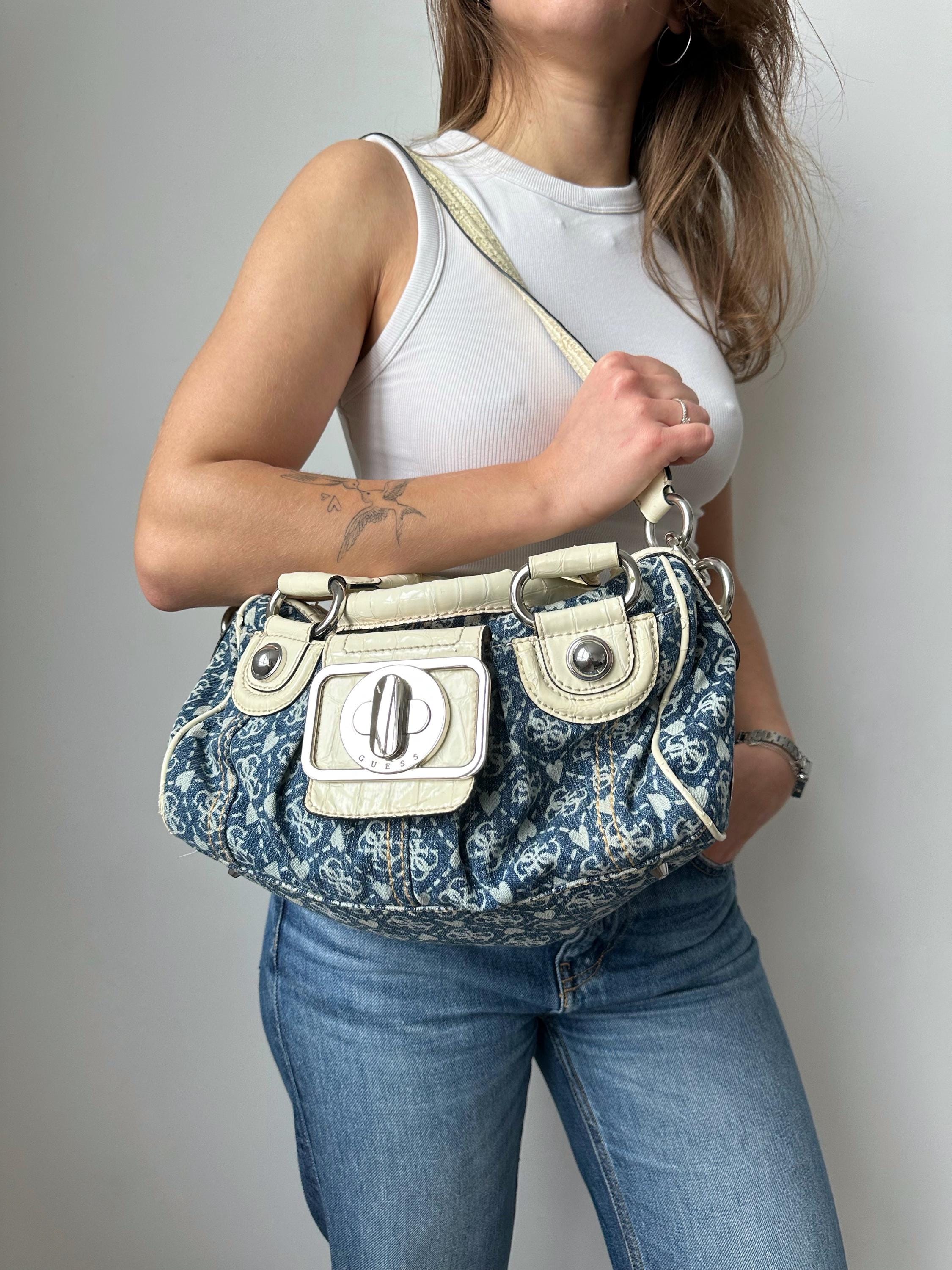 GUESS ヴィンテージ　チューブトップ　y2k GUESS ヴィンテージ チューブトップ y2kの通販 | LAMINARCASHFLOW