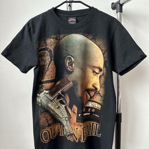 Crazy Vintage 2Pac Out On Bail Graphic Print T-Shirt Rare Printed Tupac Tee Rap Hip-Hop