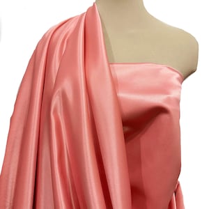 Tkanina satynowa Duchess 60" Coral 7207 ... ślubna, formalna, konkurs piękności, garnitury, wystrój domu...ślub...rękodzieło