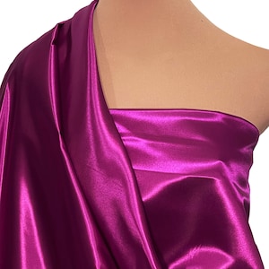 Błyszcząca satynowa tkanina 60" Magenta 592 .. 100% poliester ... ślubne, formalne, konkursowe, garnitury, wystrój domu..ślub...rękodzieło