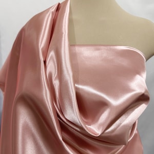 Błyszcząca tkanina satynowa 60" DUSTY ROSE 317.. 100% poliester... ślubna, formalna, konkursowa, garnitury, wystrój domu... ślub... rękodzieło (ZNIŻKA)
