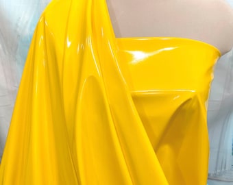 Tessuto elasticizzato in similpelle giallo scuro, 58" ... elastico in 2 direzioni, costumi, abbigliamento casual, giacche, teatro, artigianato