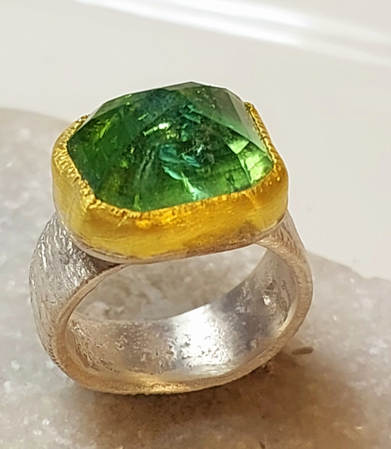 13 Carat Tourmaline Solitaire Ring   22 kt  Silver and Green image 1
