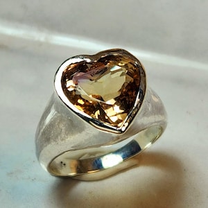 Honey Citrine  Heart Solitaire Ring,   Citrine  Statement Ring, Silver  and  Gemstone ring, Chunky heart ring