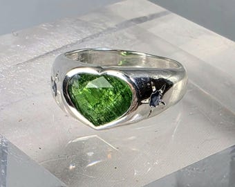 tsavorite and Sapphire Heart  Signet Ring