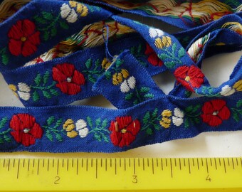 1 1/2 yds floral cotton sewing trim blue red yellow green white crafts