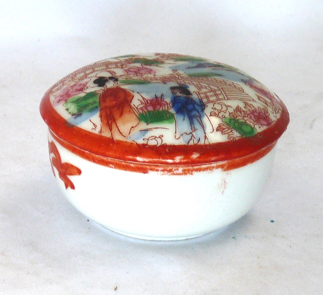 Antique Vintage Japan Geisha Girls Hand Painted Porcelain Japanese
