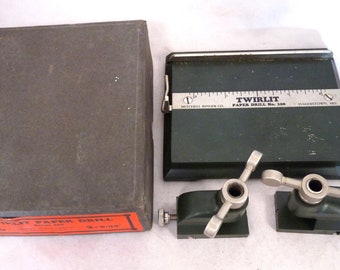 Perceuse à papier vintage Twirlit Mitchell Binder Hagertown MD boîte à outils en fonte trous réglables