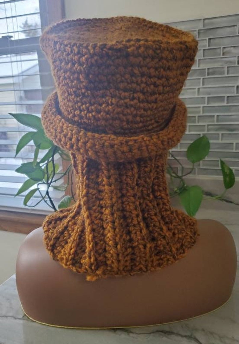 Top Hat Cap Shades of Rust and Gray....Flecked Yarn Premium Acrylic Crochet Hat and Scarf image 3