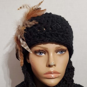 Crochet hat - Cloche Hat with Feathers - - Crochet Cap - Custom colors available - Crochet hat with Feather