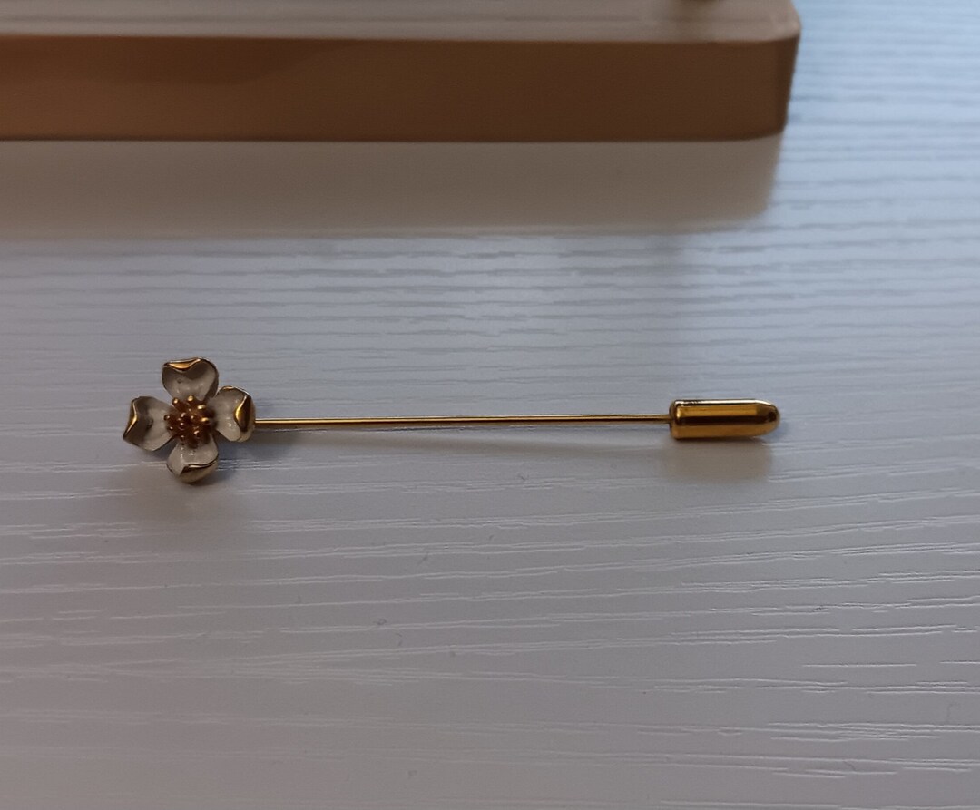 Vintage Crown Trifari Gold Toned Flower Stick Pin 1960s Brooch Designer ...