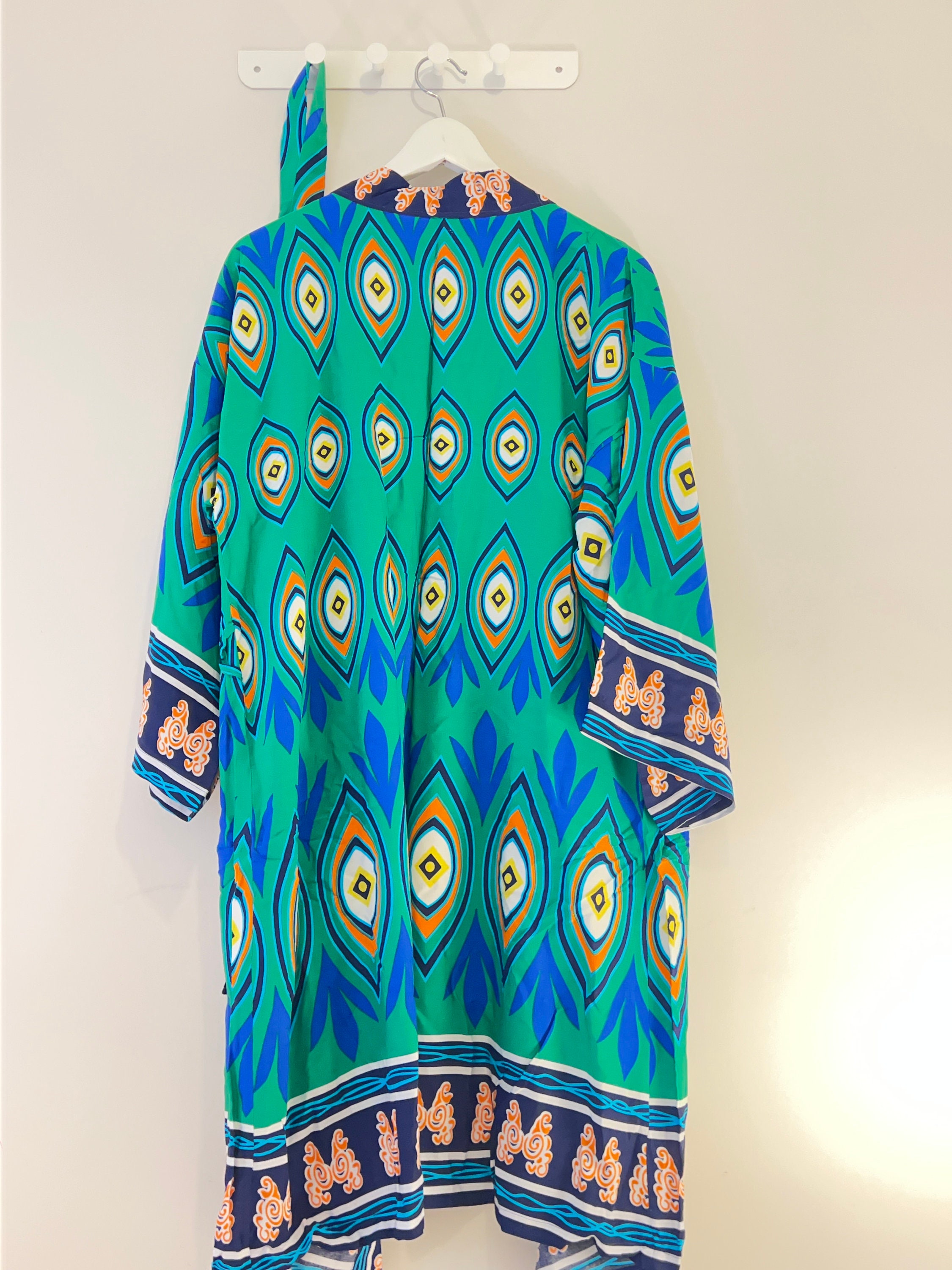 Wholesale Handmade Protective Eye print Kimono in White