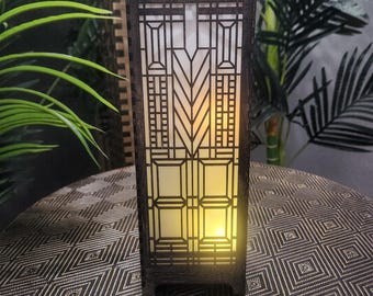 Luminária LED DOMARA de 28 cm, inspirada em Frank Lloyd Wright, com acabamento em nogueira (elétrica).