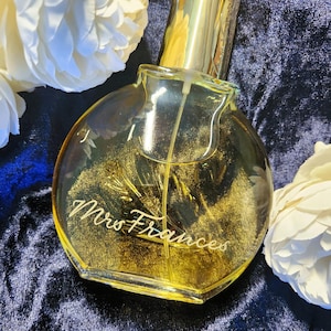 Hand engraved perfume, Personalised perfume, Perfume engraving, Mother of the Bride gift, Bridesmaid gift, Bride gift, Engraved fragrance