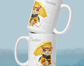 Personalisierte Maus-Tasse: Individuelle Tasse im Wrendale Design Stil, Regnerisches Maus Geschenk, Wrendale inspirierte Kaffeetasse mit Namen, Mäuse mit Regenschirm